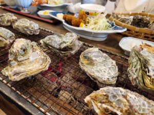能登の海で育った牡蛎のフルコースを味わえる「浜焼き能登風土」【七尾市】