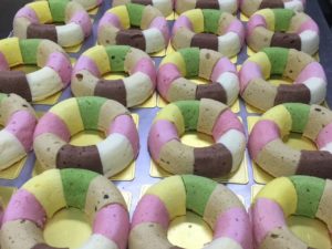 ドーナツ型ふわふわシフォンケーキが人気「シャールベルベ」【七尾市　和倉】