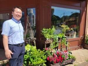 二度の震災を乗り越えた老舗の挑戦「さいだ花店」地域と歩む復興物語|七尾市